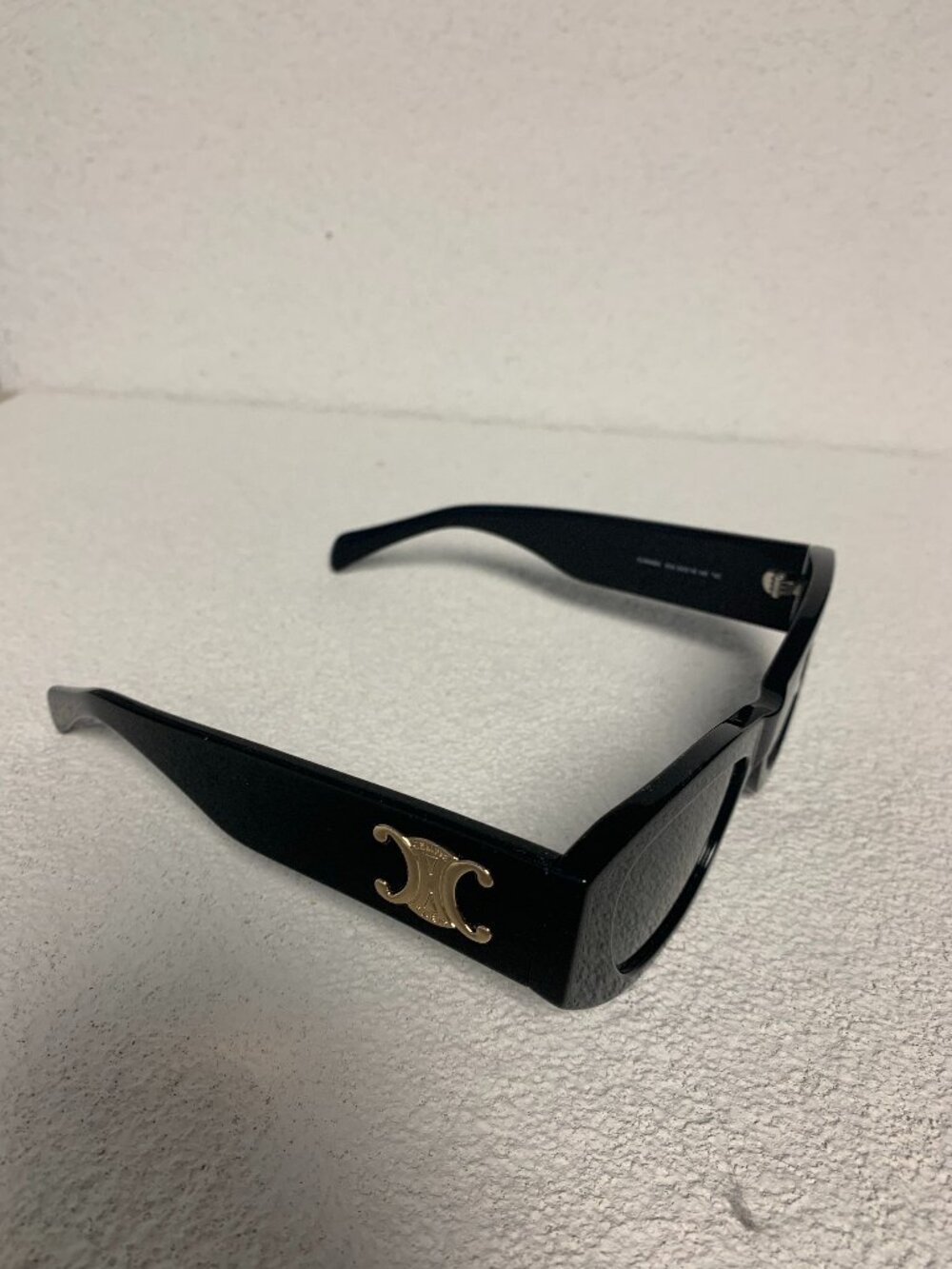 Celine Triomphe Sunglasses CL40308U - Picture 5 of 6